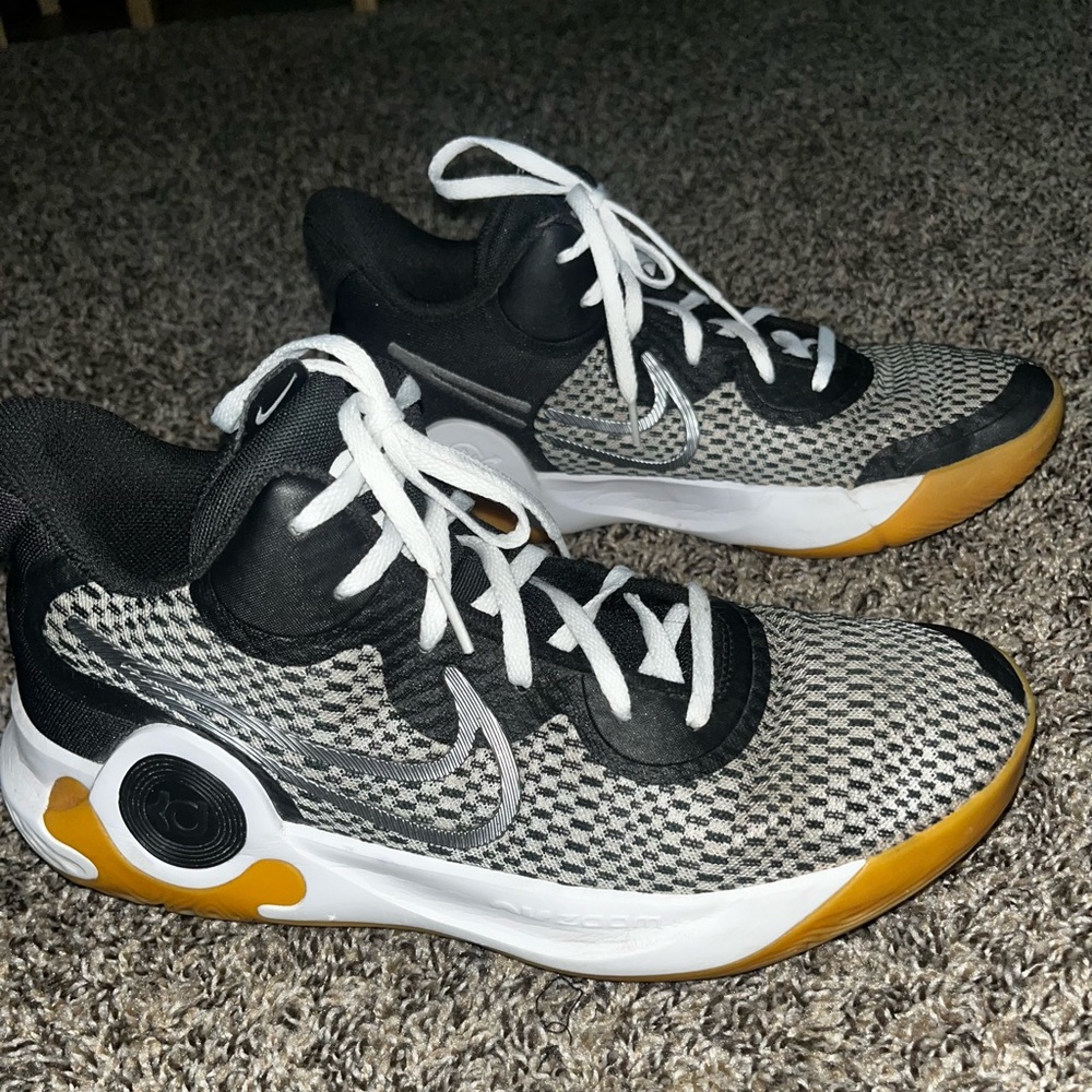 NIKE MENS BASKETBALL SHOES | KD TREY IX